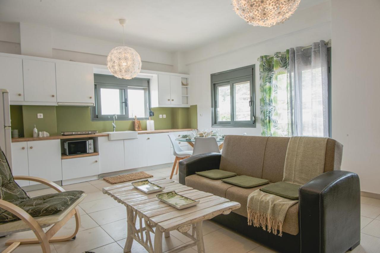 Chrisambelos Apartments Istron Екстериор снимка