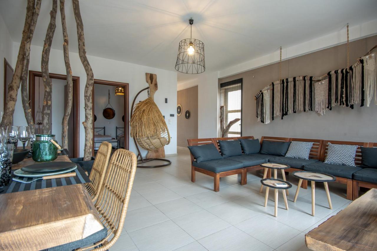 Chrisambelos Apartments Istron Екстериор снимка