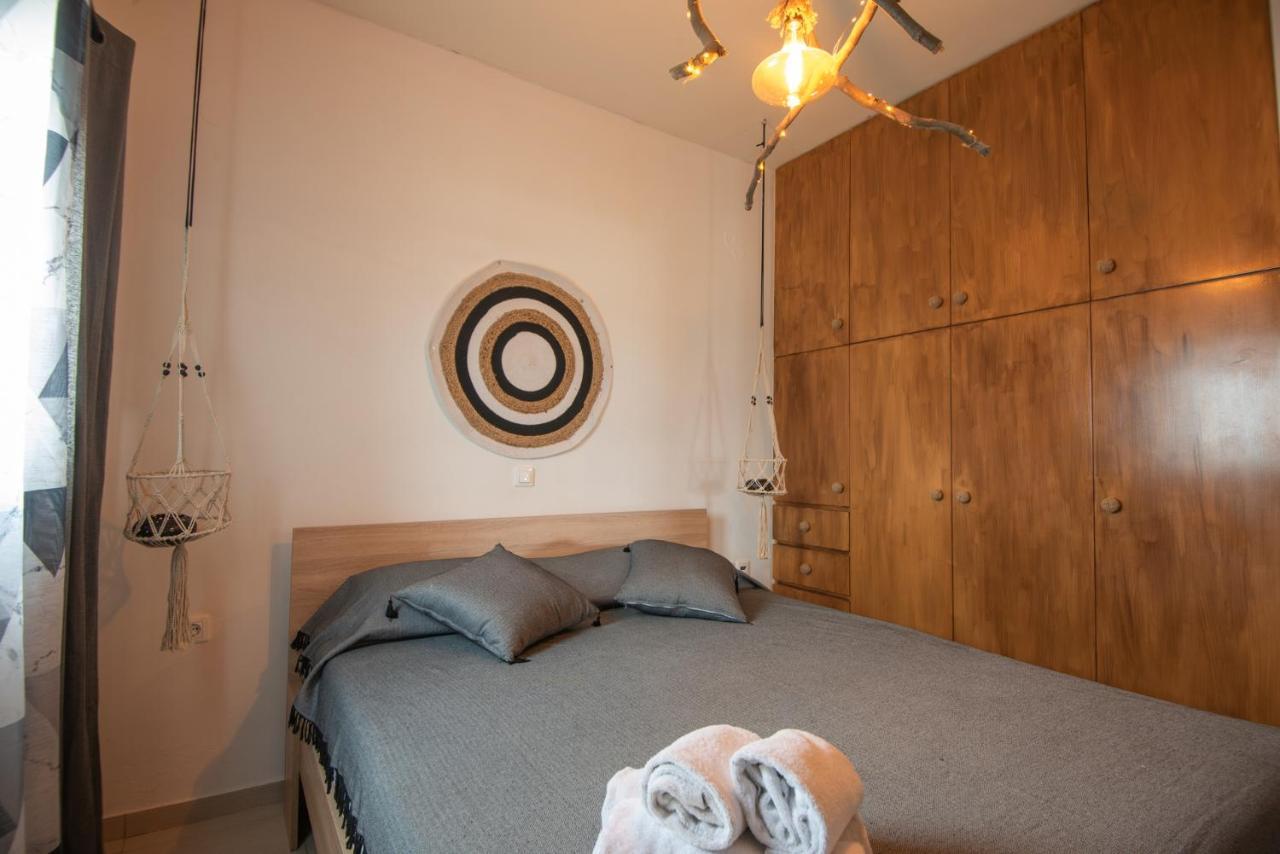 Chrisambelos Apartments Istron Екстериор снимка