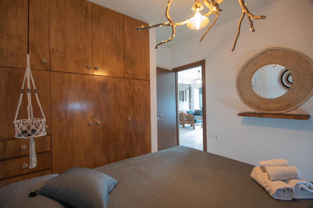 Chrisambelos Apartments Istron Екстериор снимка