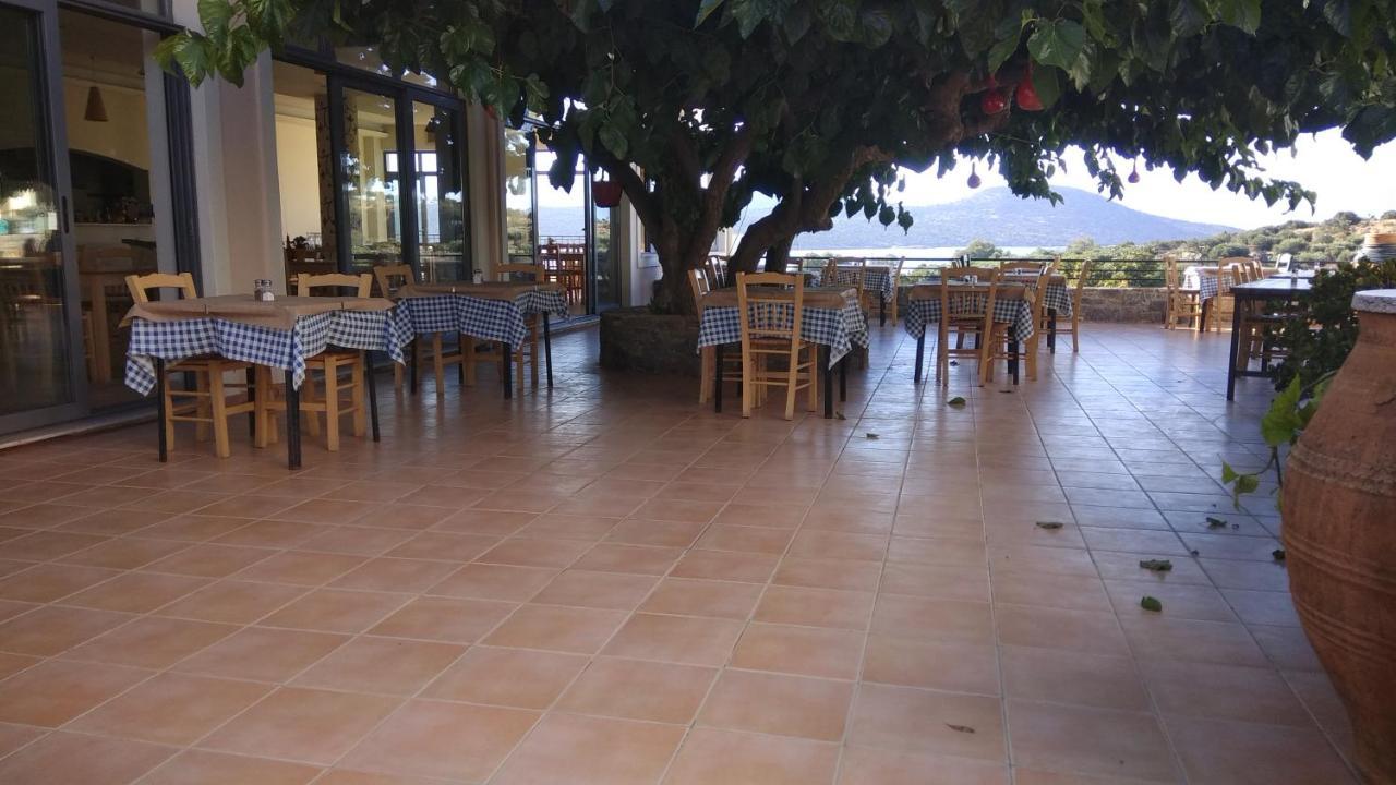 Chrisambelos Apartments Istron Екстериор снимка